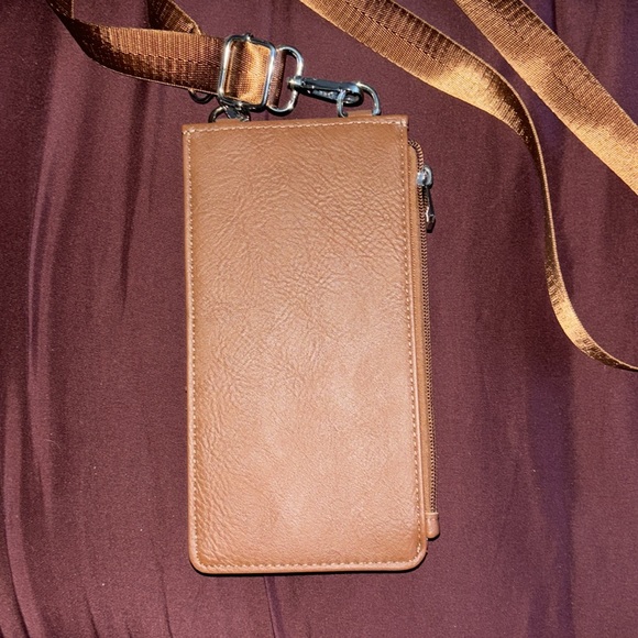 CELLPHONE CROSSBODY BAG - Picture 2 of 4